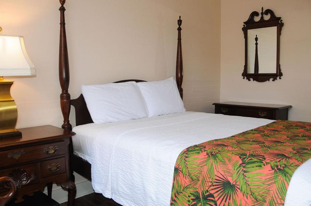 The Porch On Frances Inn - Adults Exclusive Key West Room photo