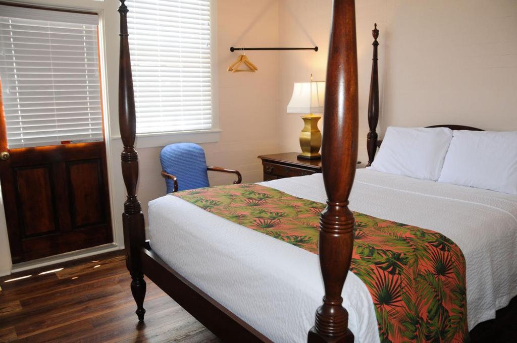 The Porch On Frances Inn - Adults Exclusive Key West Room photo